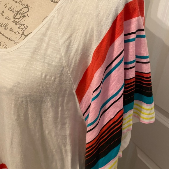 Fun top by Roxy - Picture 5 of 5